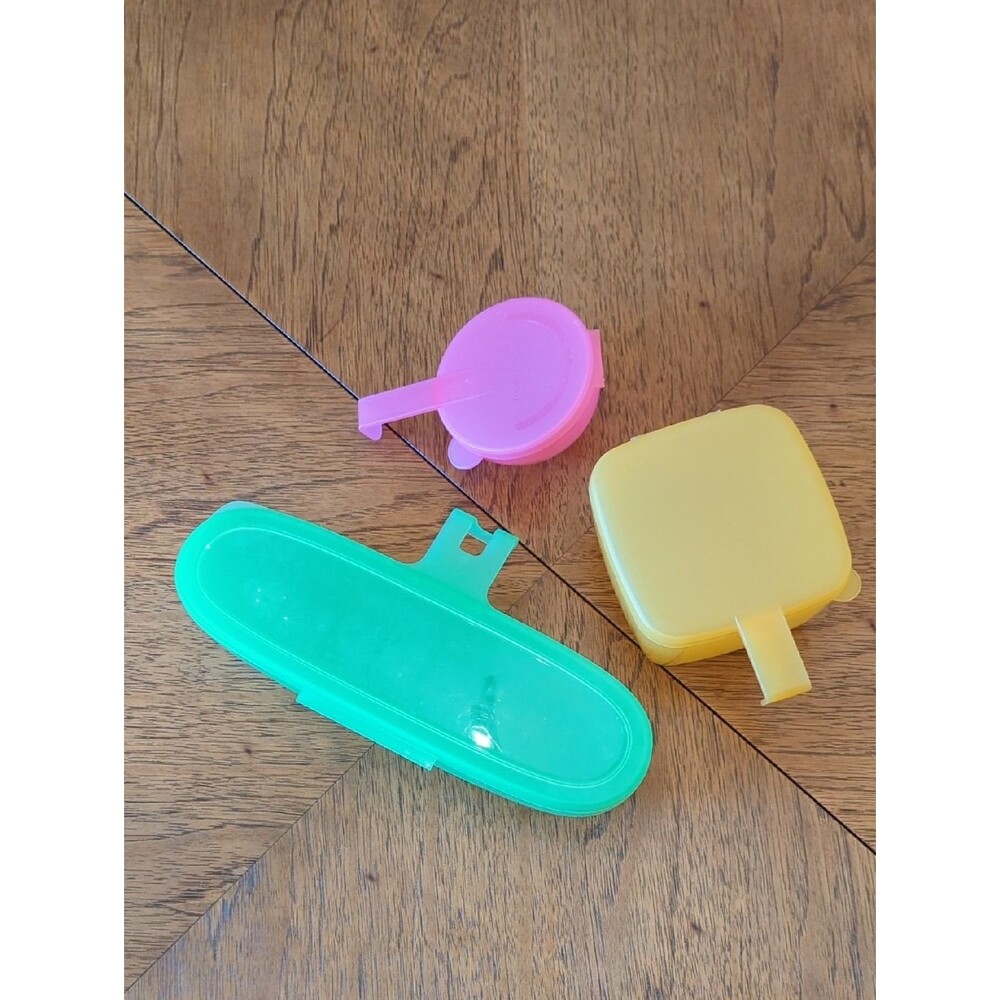 Tupperware Forget-Me-Not Fridge Cheese Fruit Vegetable Storage Containers